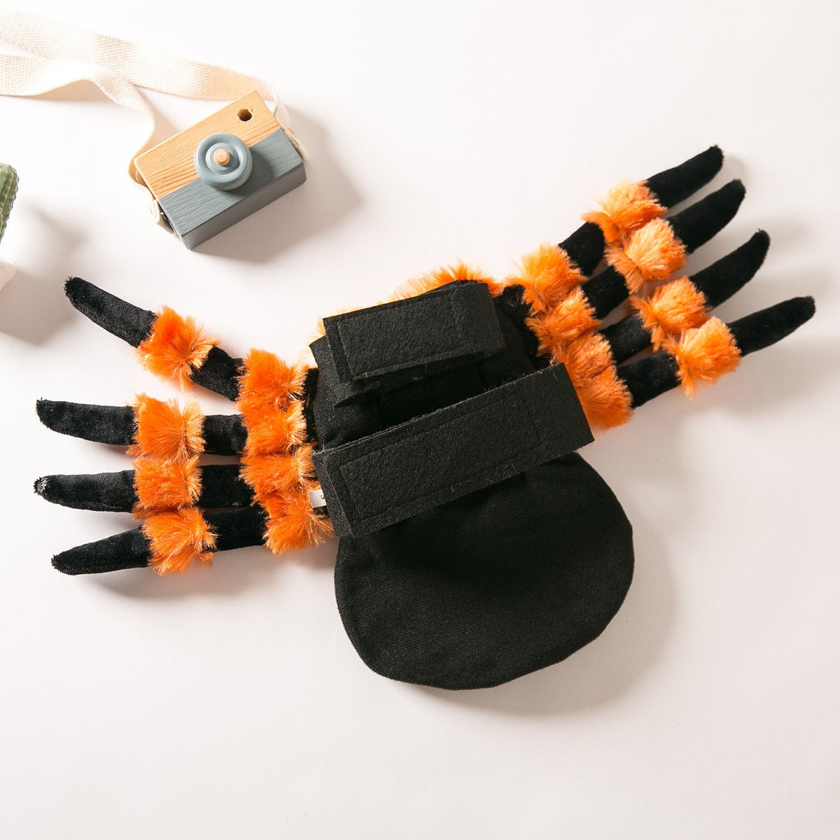 Halloween Spider Pet Costume – Red-Eyed Dress-Up for Cats & Dogs - CJYD245405301AZ - Furrkins